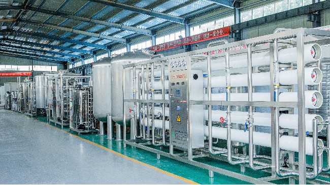 反滲透純凈水設(shè)備廠家哪家好？